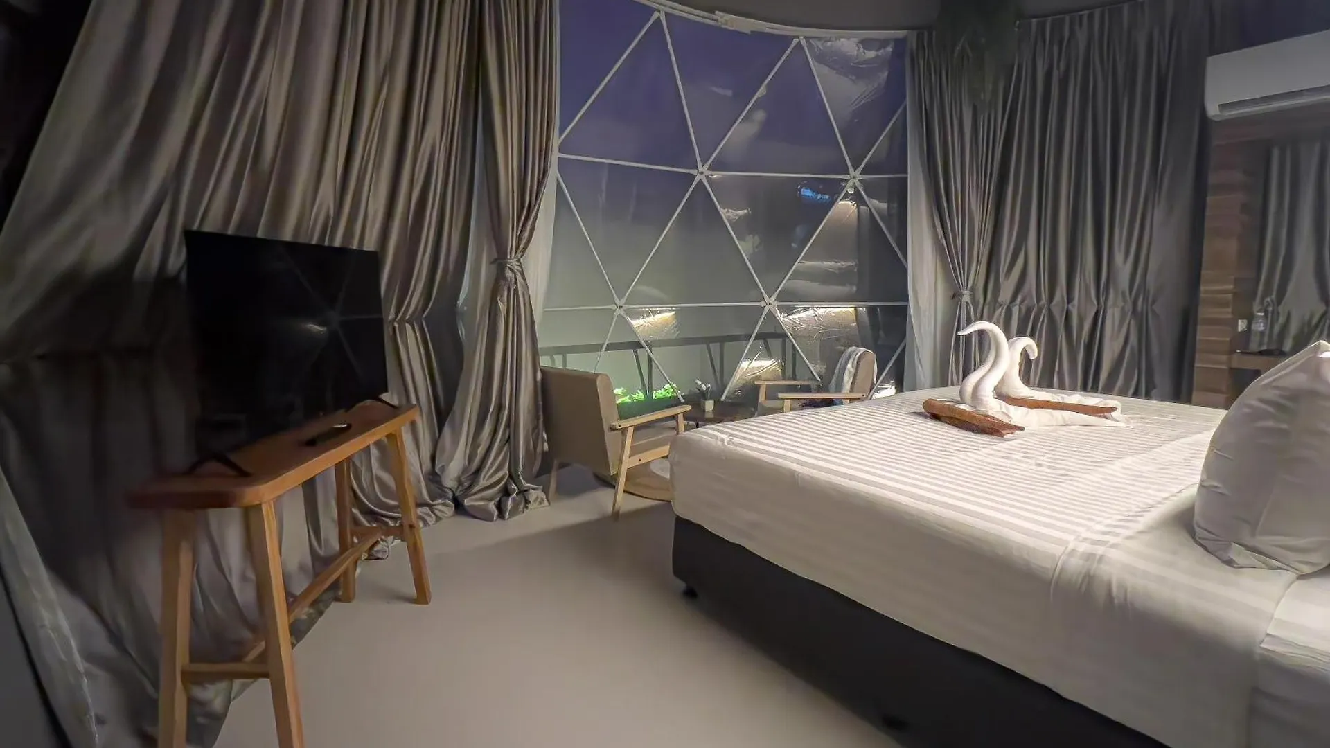 Sunny Side Resort Koh Tao 0*,